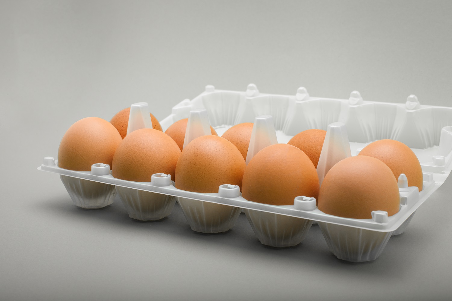 Çiftlik yumurtası ile fabrikasyon yumurtanın arasındaki fark nedir?